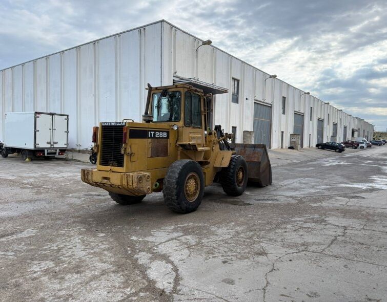CATERPILLAR IT28B **HIGH DUMP**